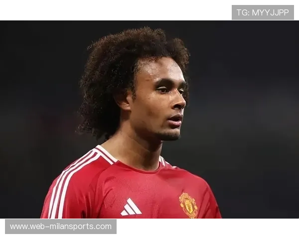 曼联神秘受伤，前锋俱乐部医生紧急介入