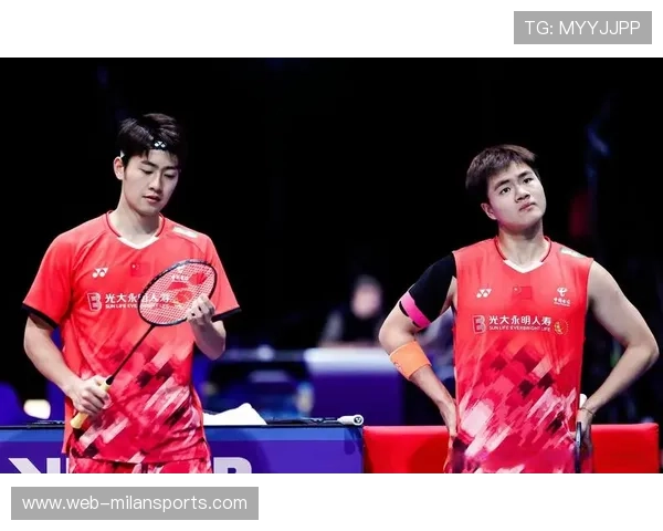 王昶力争男双冠军，羽毛球王瑜璟
